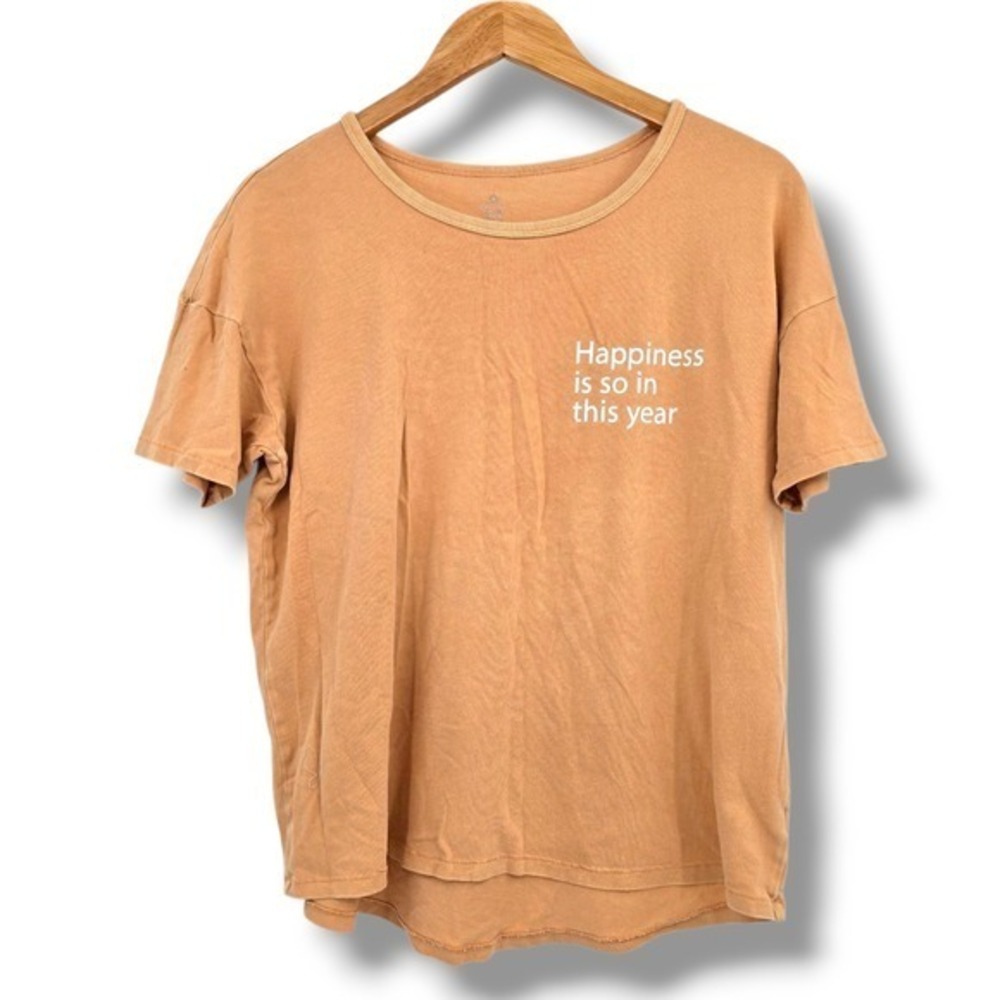 Offline by Aerie Graphic T-Shirt Casual Short‎ Sleeve Top Statement Beige S